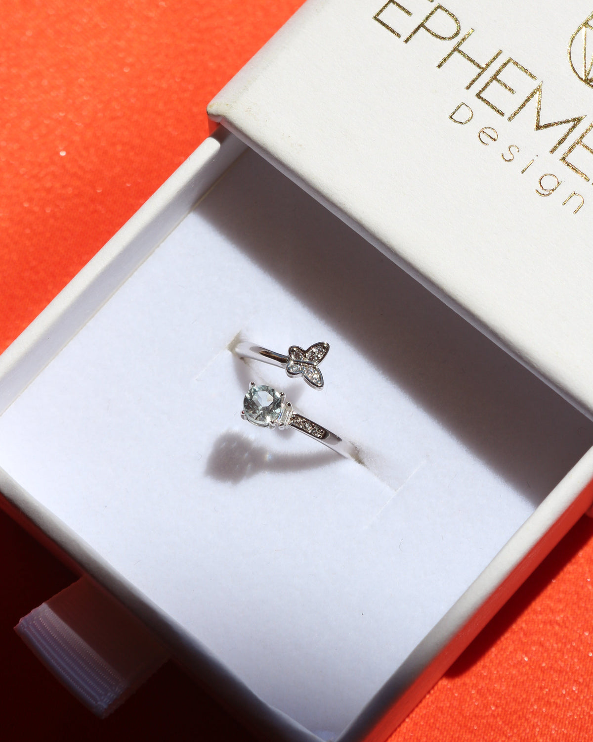 Anillo mariposa