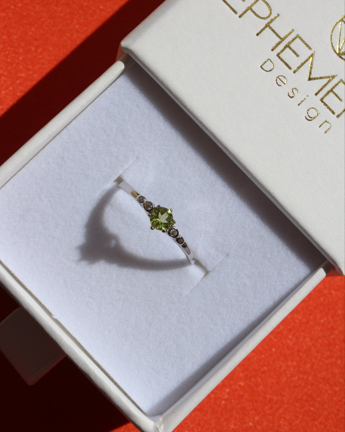 Anillo Pamela