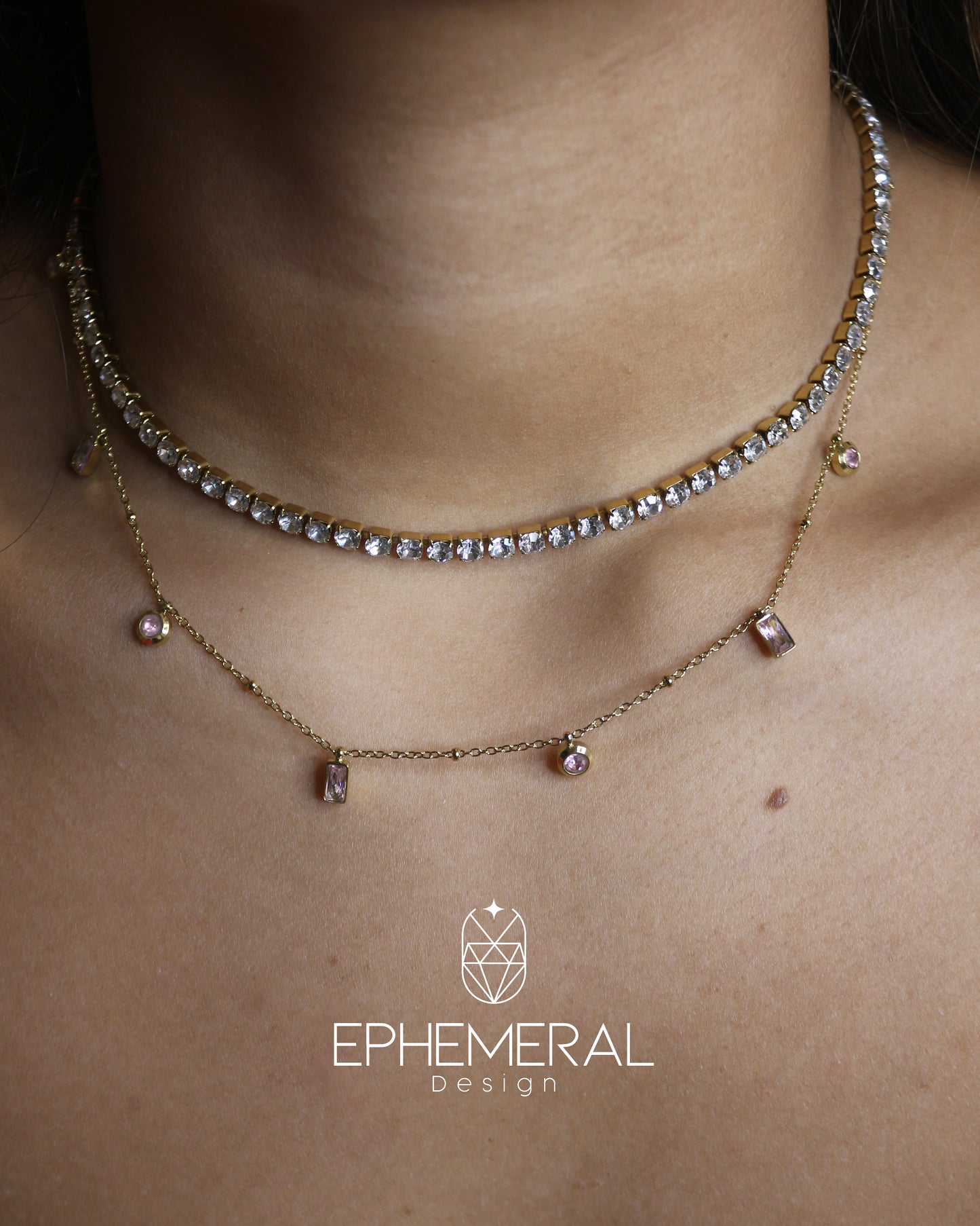 Cadena con dijes rosa