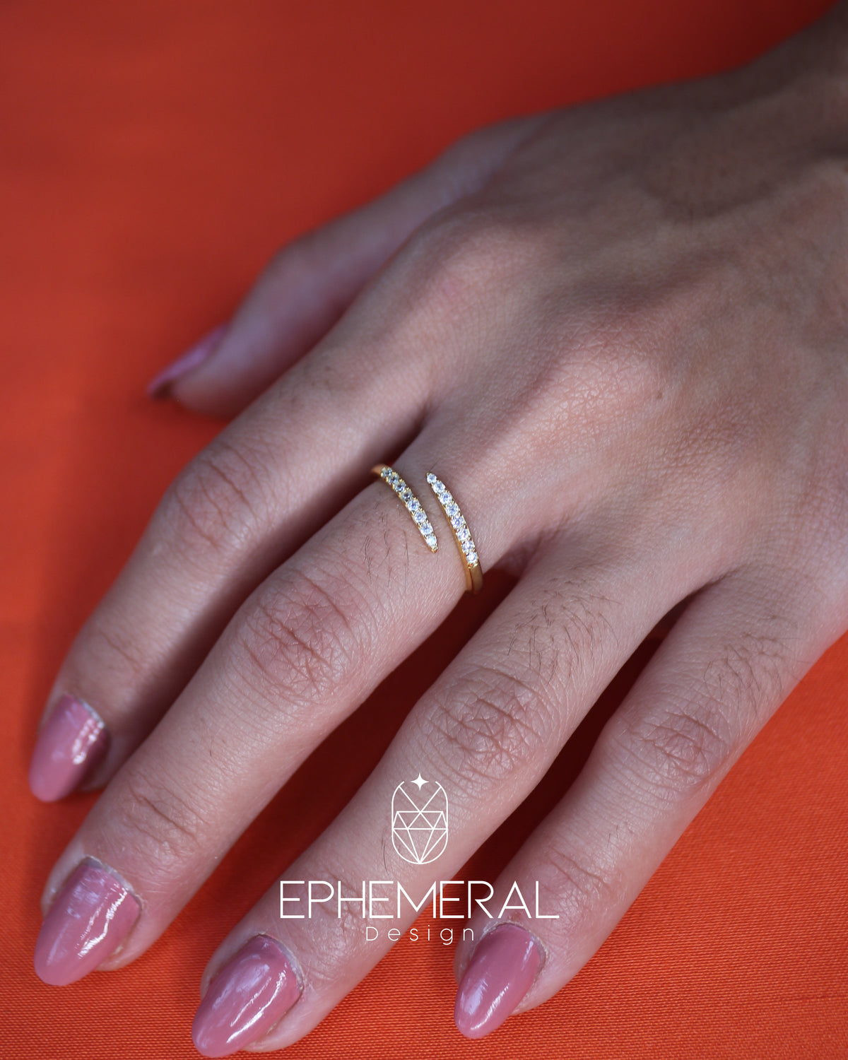 Anillo de garras