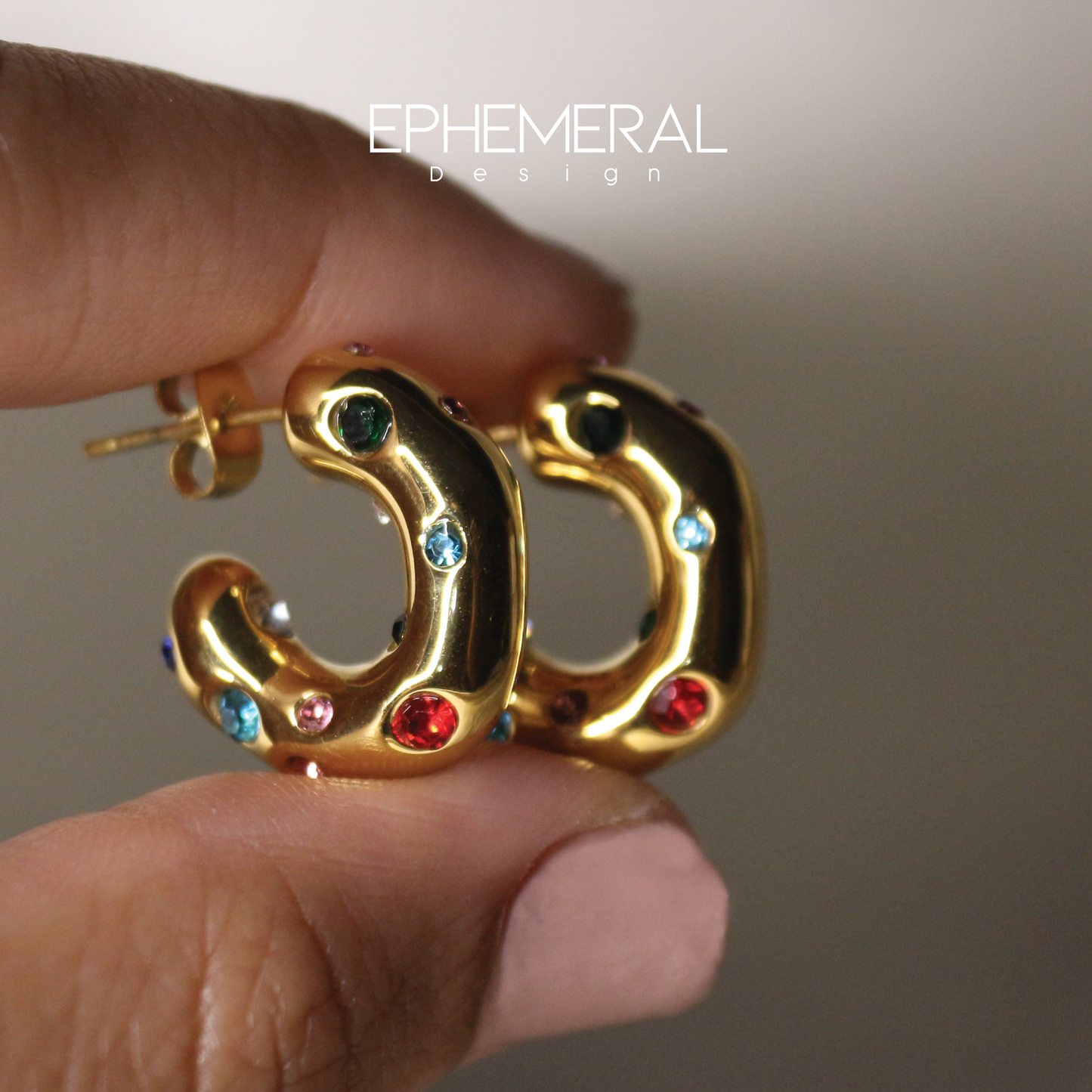 Argollas con piedras