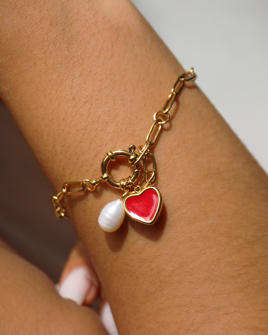 Pulsera de perla y corazón