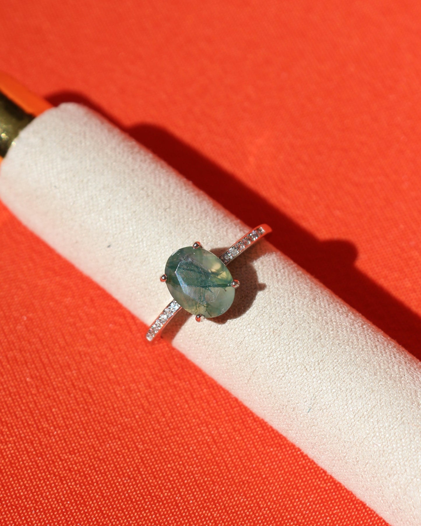 Anillo de agata musgo