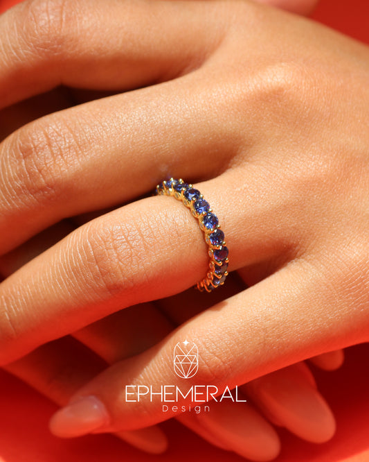 Anillo azul zafiro