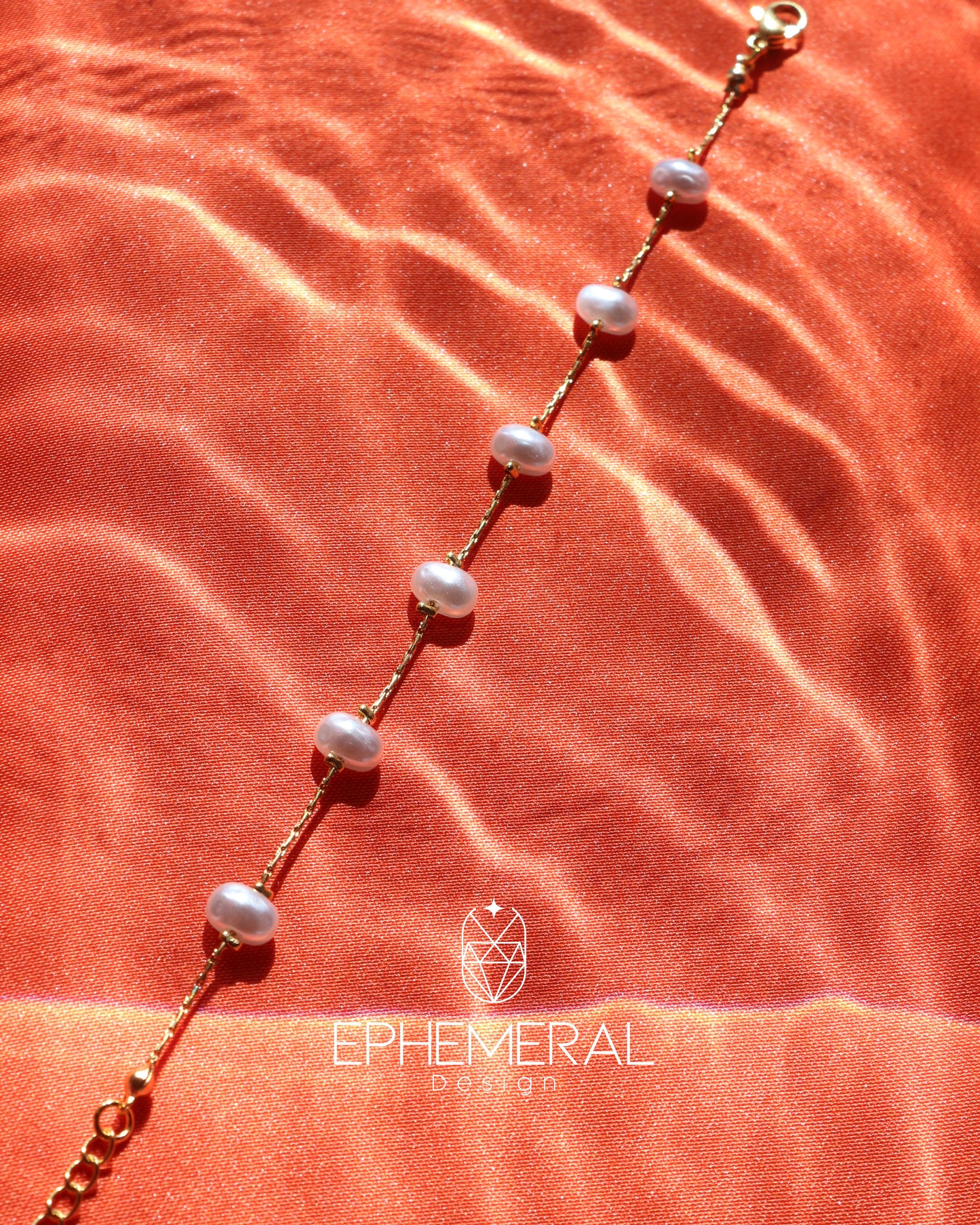 Pulsera de perlas irregulares