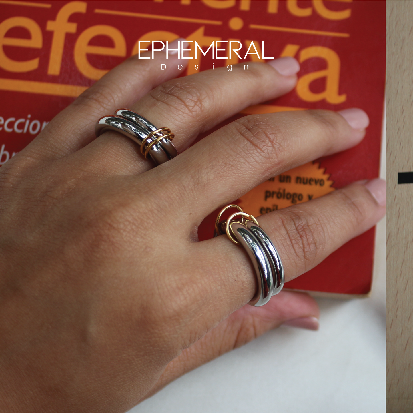 Cadena de anillos plateado